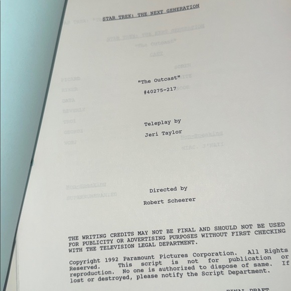 RARE & Authentic Star Trek TNG "The Outcast" (Episode 217) Production Script - - Picture 7 of 13